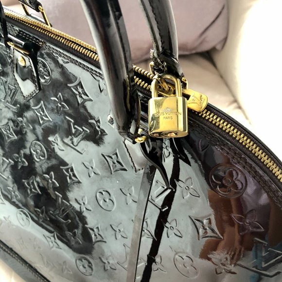 Genuine Louis Vuitton Top Handle - Picture 3 of 9